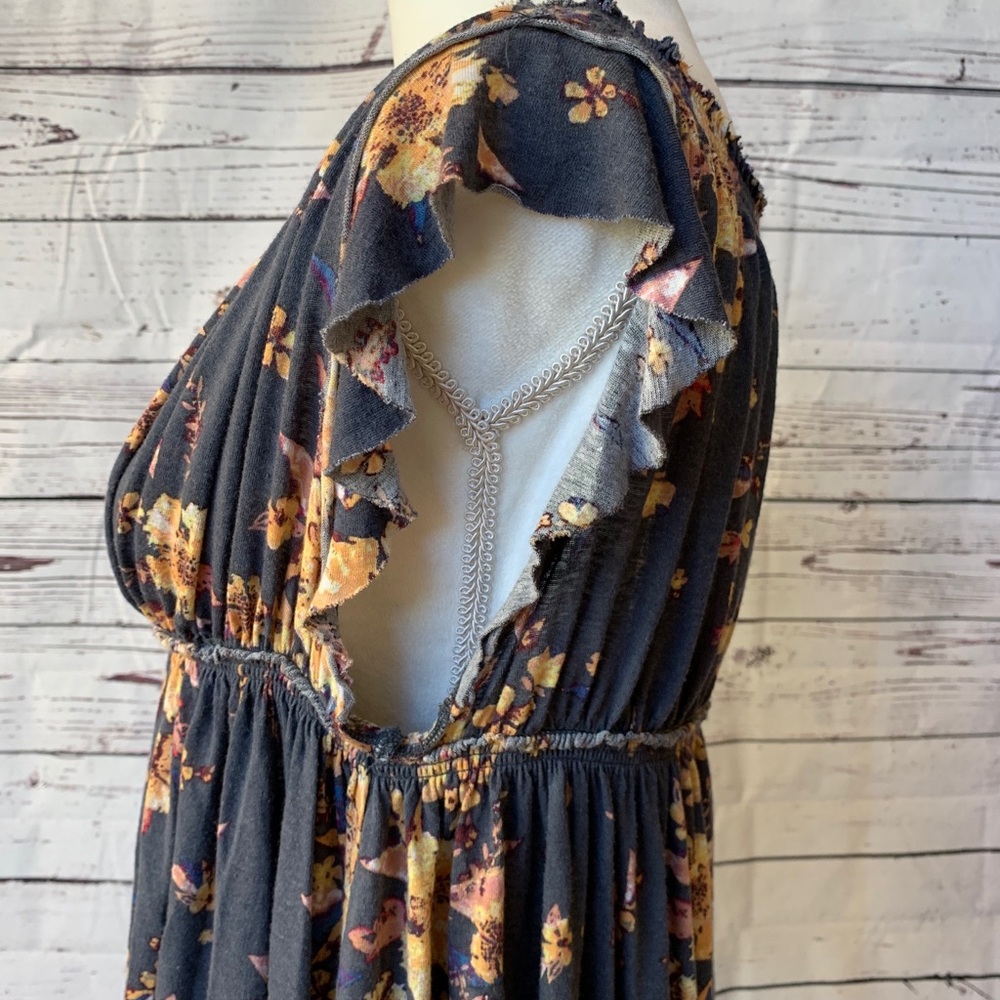 We The Free People Floral Top Shirt size M Blue - Picture 5 of 6